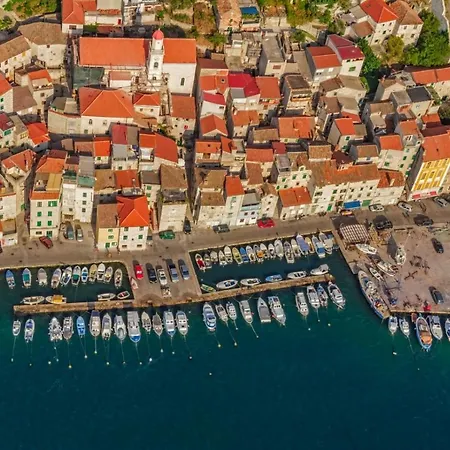 In With Sea View, Terrace, Wifi Grebaštica