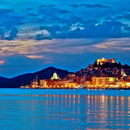 In With Sea View, Terrace, Wifi