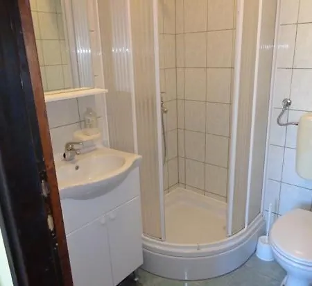 In With Sea View, Terrace, Wifi Grebaštica