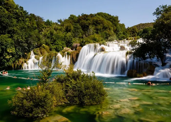 Apartman In With Sea View, Terrace, Wifi *