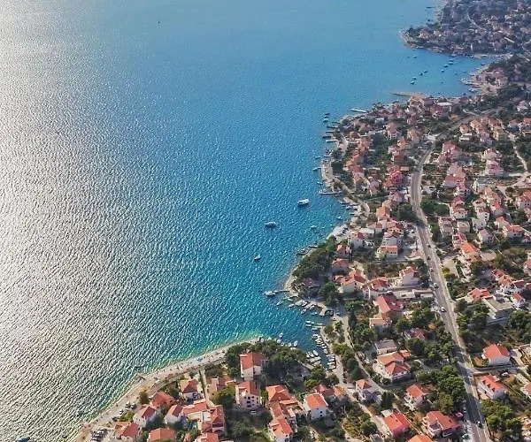 Apartman In With Sea View, Terrace, Wifi